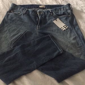 Mother the looker crop jeans